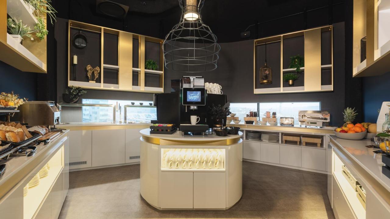 Ibis Styles Arnhem Centre Hotel Bagian luar foto